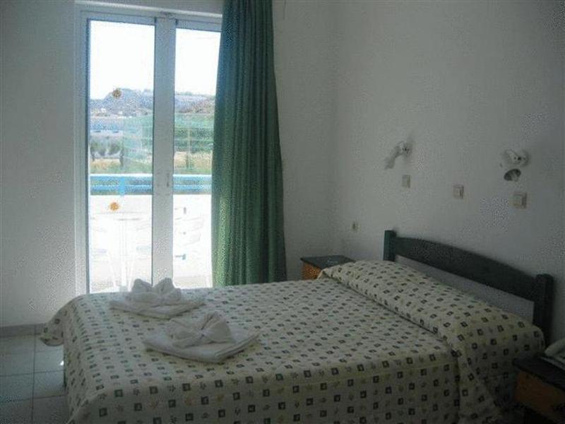 Athinoula Hotel