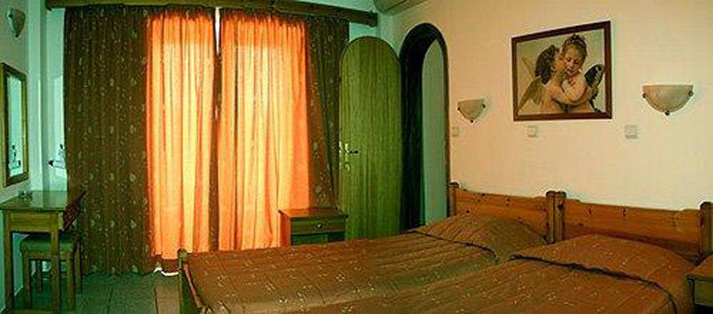 Hotel Athinoula